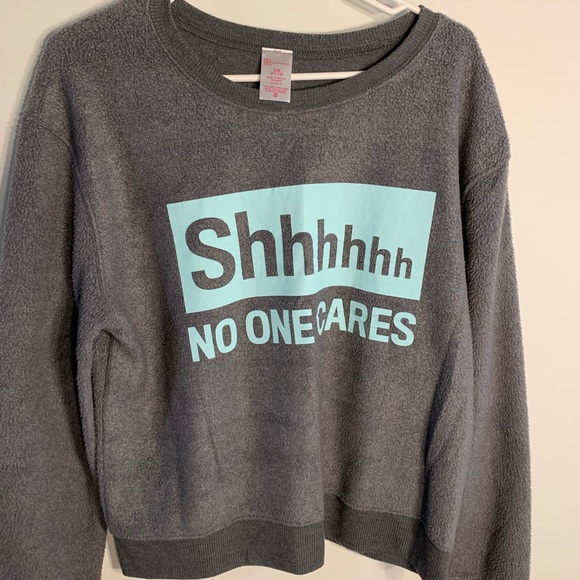 grey sweatshirt - Picture 1 of 1